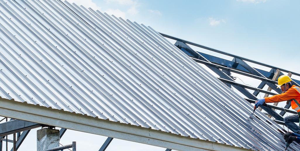 How to Choose the Right Metal Roofing for Your Business
