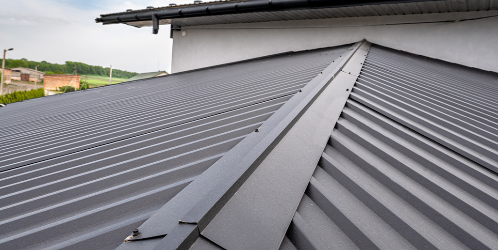 How to Choose the Right Metal Roofing for Your Business